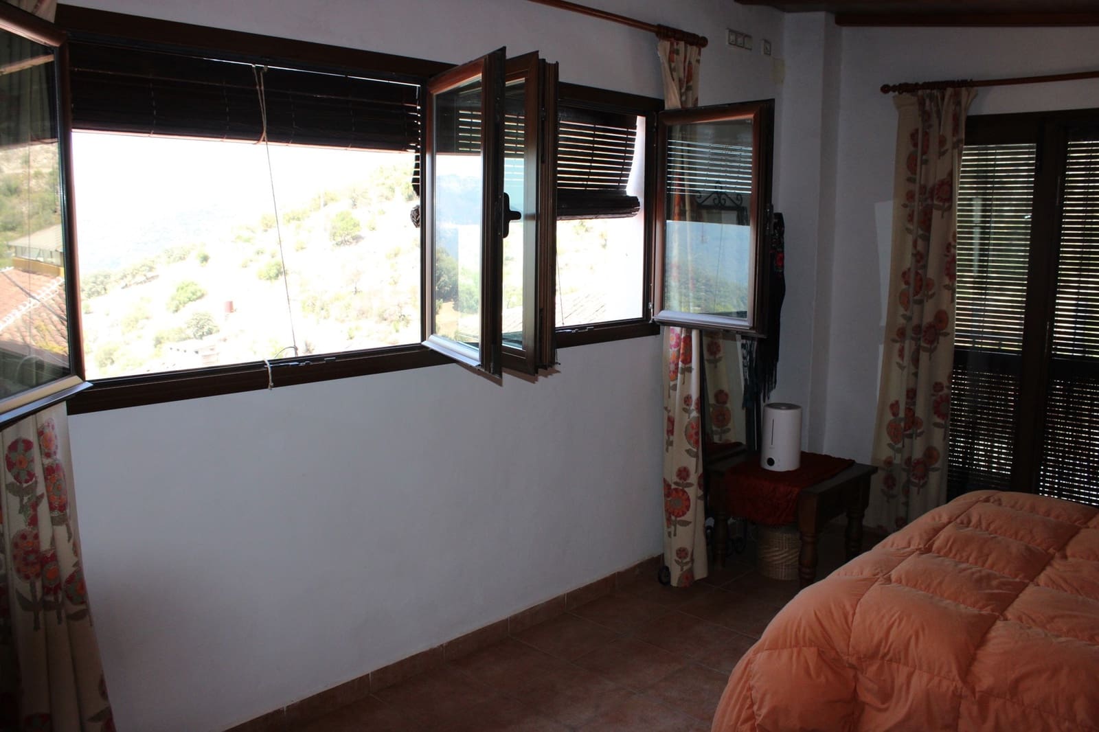 3 soveværelse Byhus til salg i Alpandeire - € 195.000 (Ref: 8940202)