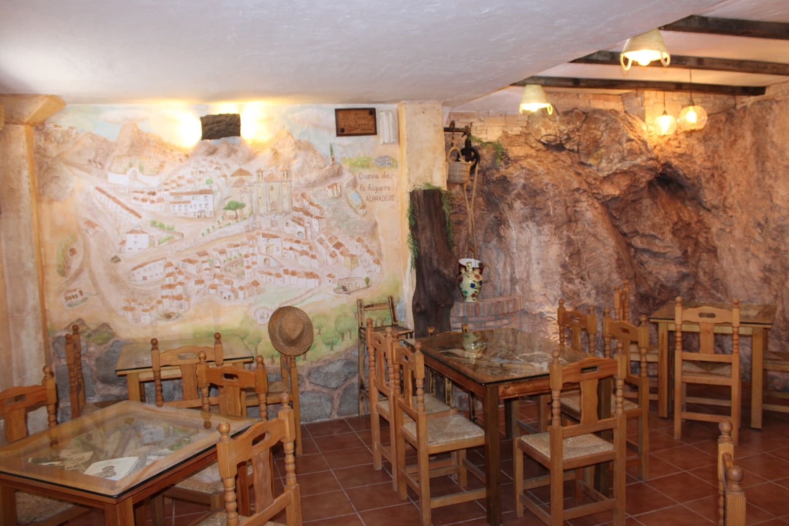 3 soveværelse Byhus til salg i Alpandeire - € 195.000 (Ref: 8940202)