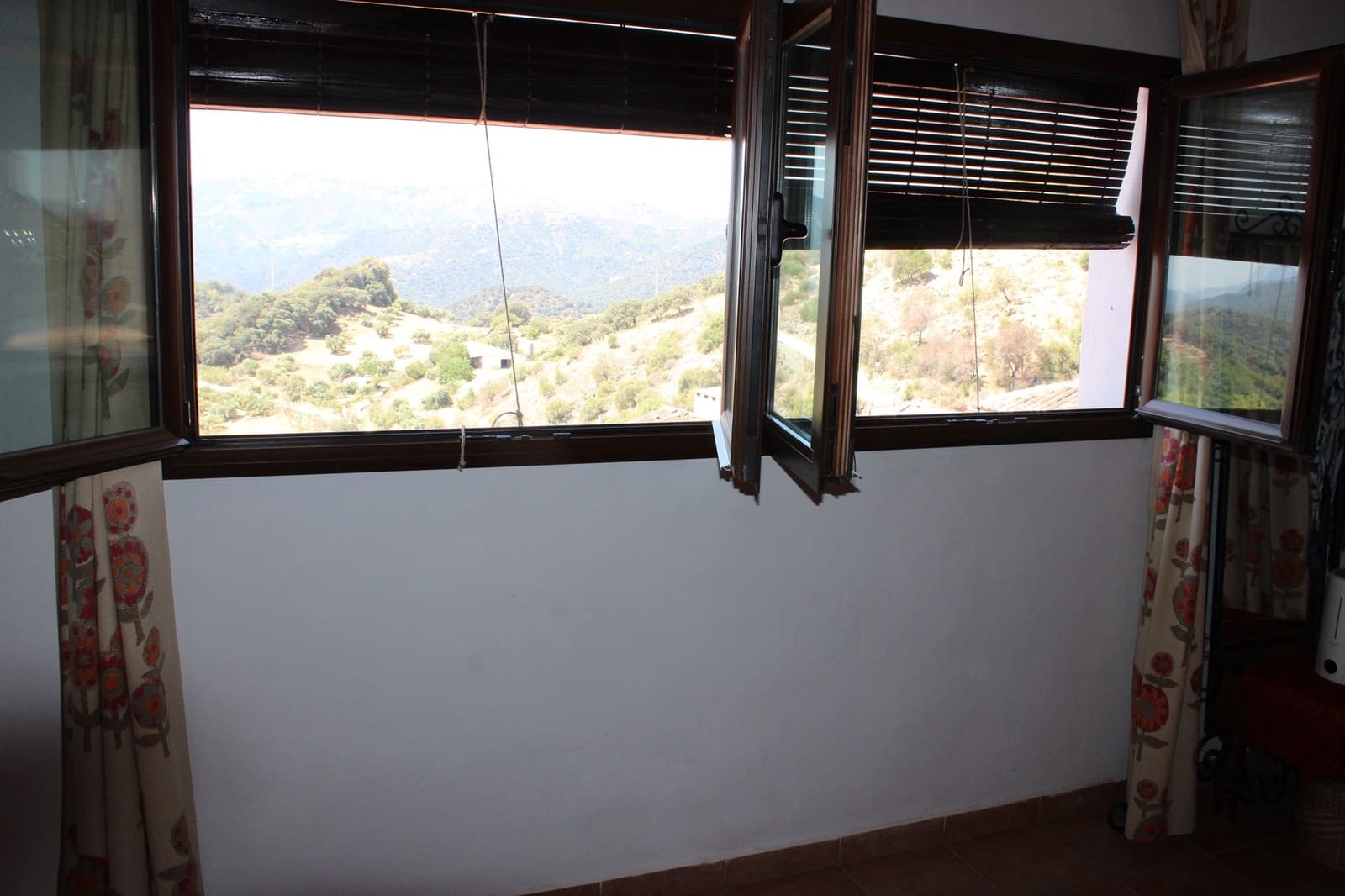 3 soveværelse Byhus til salg i Alpandeire - € 195.000 (Ref: 8940202)