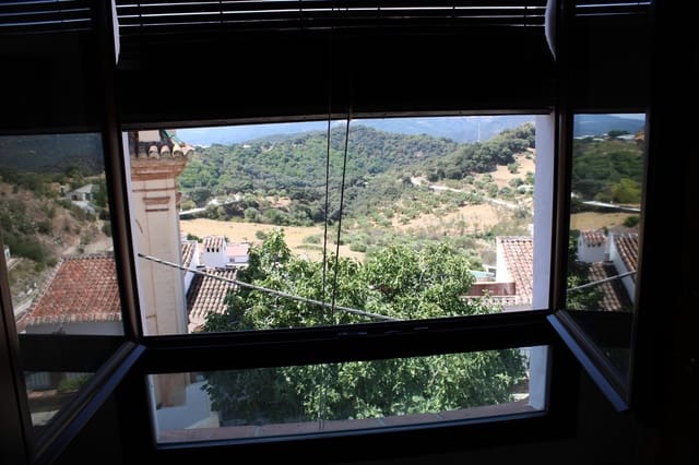 3 bedroom Townhouse for sale in Alpandeire - € 195,000 (Ref: 8940202)