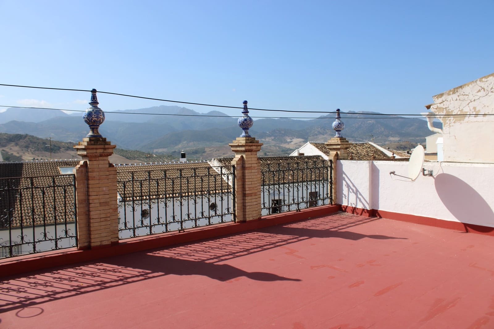 6 soveværelse Byhus til salg i Algodonales - € 239.000 (Ref: 8940203)