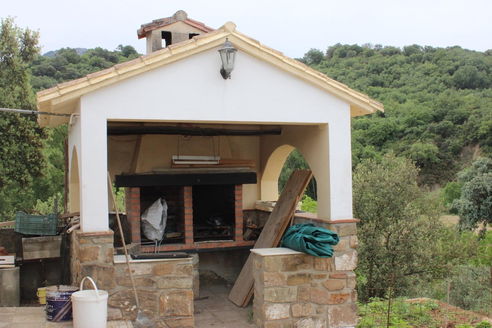 2 soveværelse Finca/Landehus til salg i Cortes de la Frontera med swimmingpool - € 240.000 (Ref: 8940205)