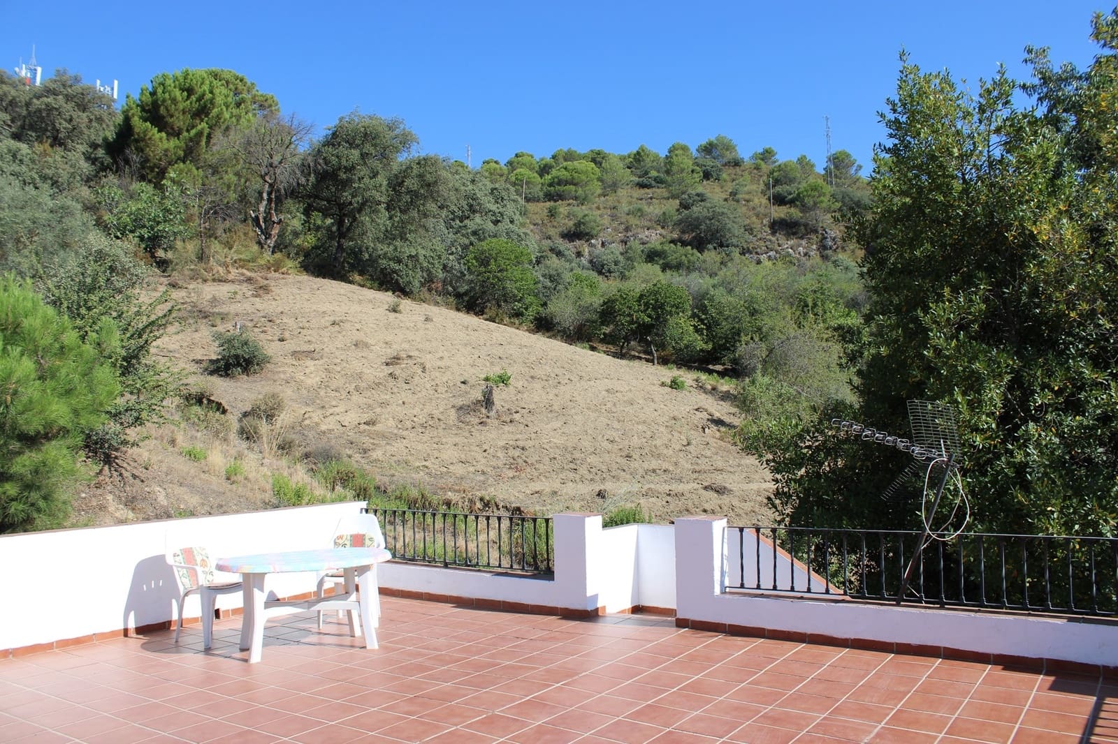 3 soveværelse Finca/Landehus til salg i Juzcar med swimmingpool - € 280.000 (Ref: 8940209)