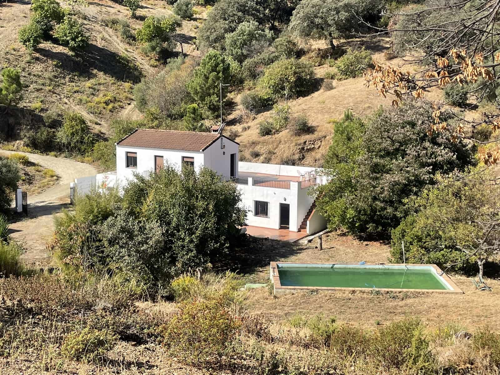 3 soveværelse Finca/Landehus til salg i Juzcar med swimmingpool - € 280.000 (Ref: 8940209)