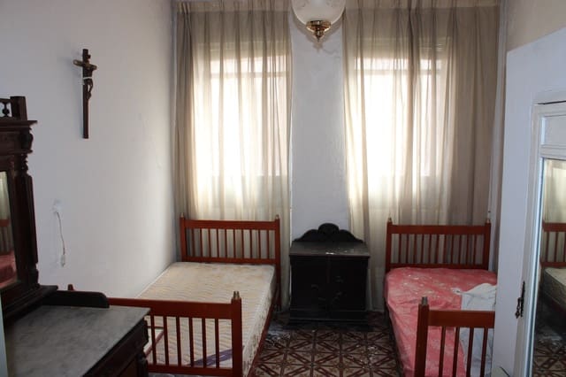 10 soveværelse Byhus til salg i Ronda - € 280.000 (Ref: 8940211)