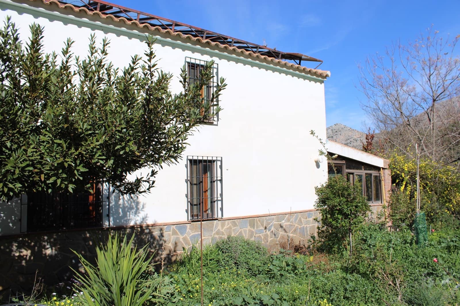 5 soveværelse Finca/Landehus til salg i El Burgo med swimmingpool - € 250.000 (Ref: 8940214)