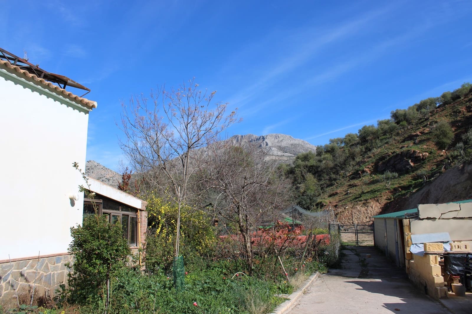 5 soveværelse Finca/Landehus til salg i El Burgo med swimmingpool - € 250.000 (Ref: 8940214)