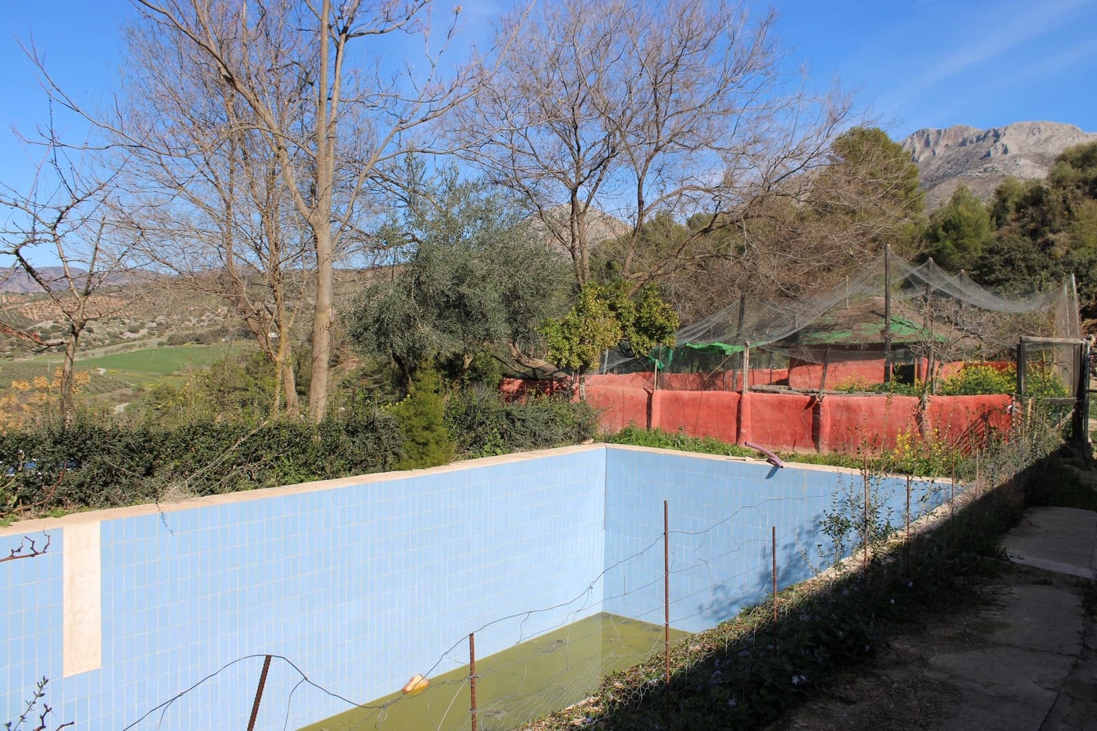 5 soveværelse Finca/Landehus til salg i El Burgo med swimmingpool - € 250.000 (Ref: 8940214)