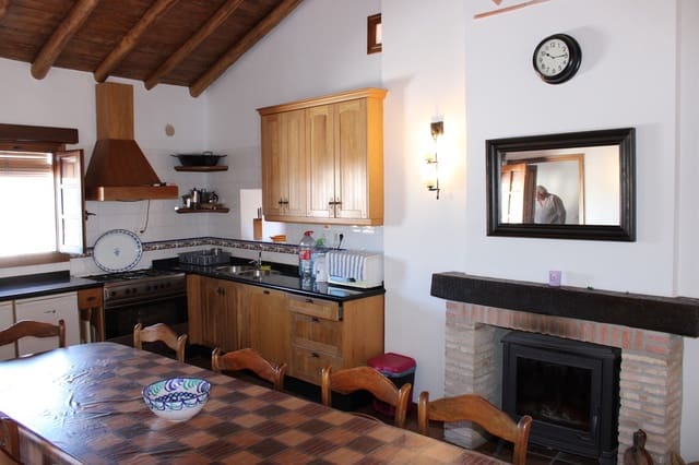 5 bedroom Townhouse for sale in Alpandeire - € 375,000 (Ref: 8940220)