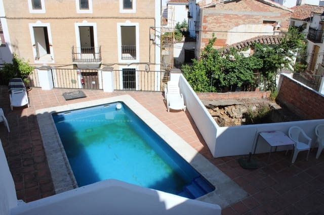 5 bedroom Townhouse for sale in Alpandeire - € 375,000 (Ref: 8940220)