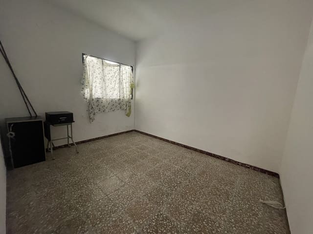 3 bedroom Apartment for sale in Bornos - € 58,000 (Ref: 8982874)