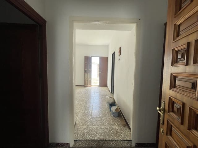 3 bedroom Apartment for sale in Bornos - € 58,000 (Ref: 8982874)