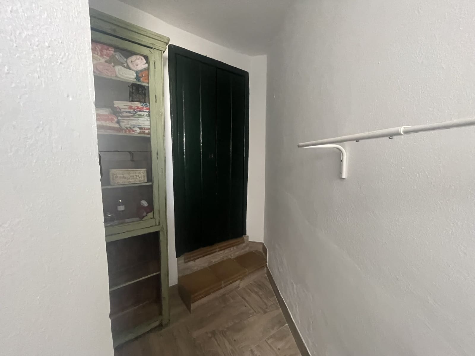 6 soverom Hus til salgs i Montecorto - € 180 000 (Ref: 8987772)