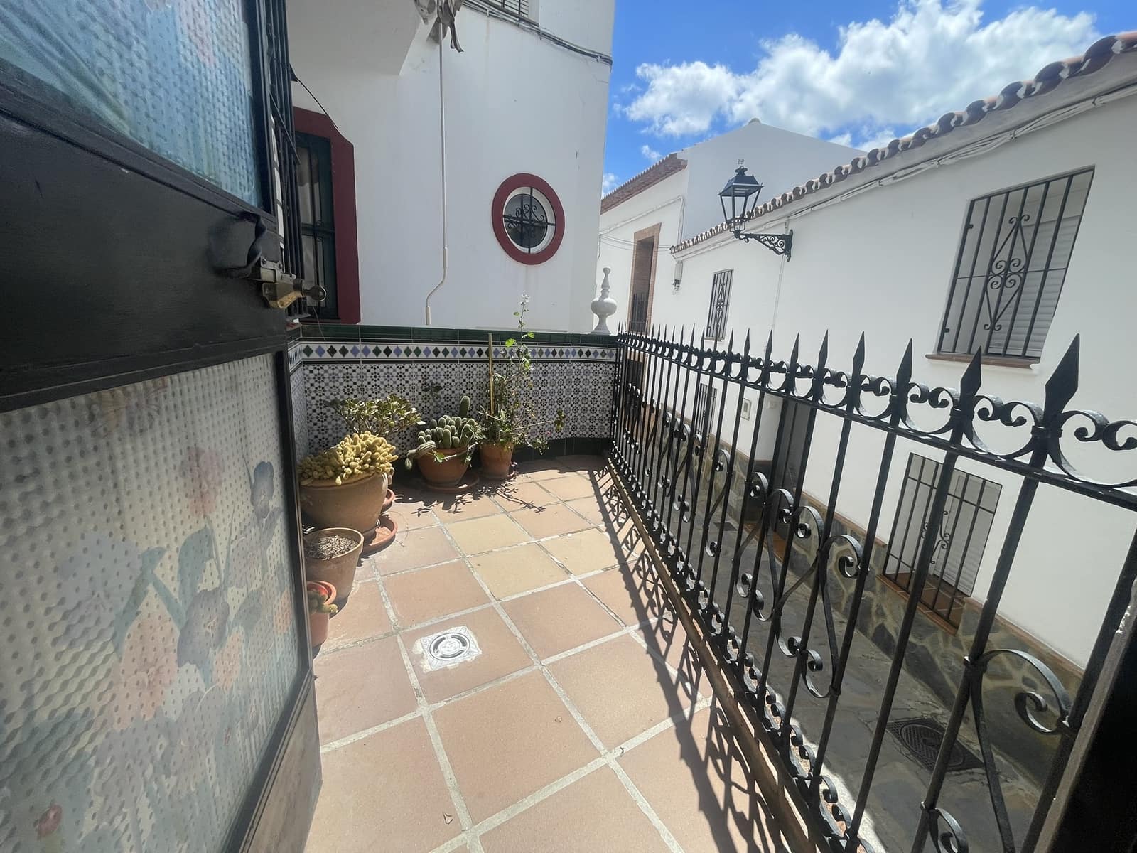 6 soverom Hus til salgs i Montecorto - € 180 000 (Ref: 8987772)