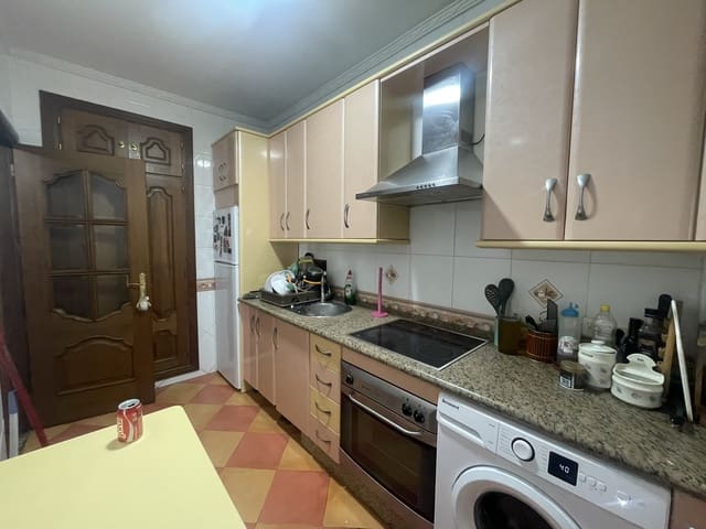 5 soveværelse Lejlighed til salg i Ronda - € 270.000 (Ref: 9000253)