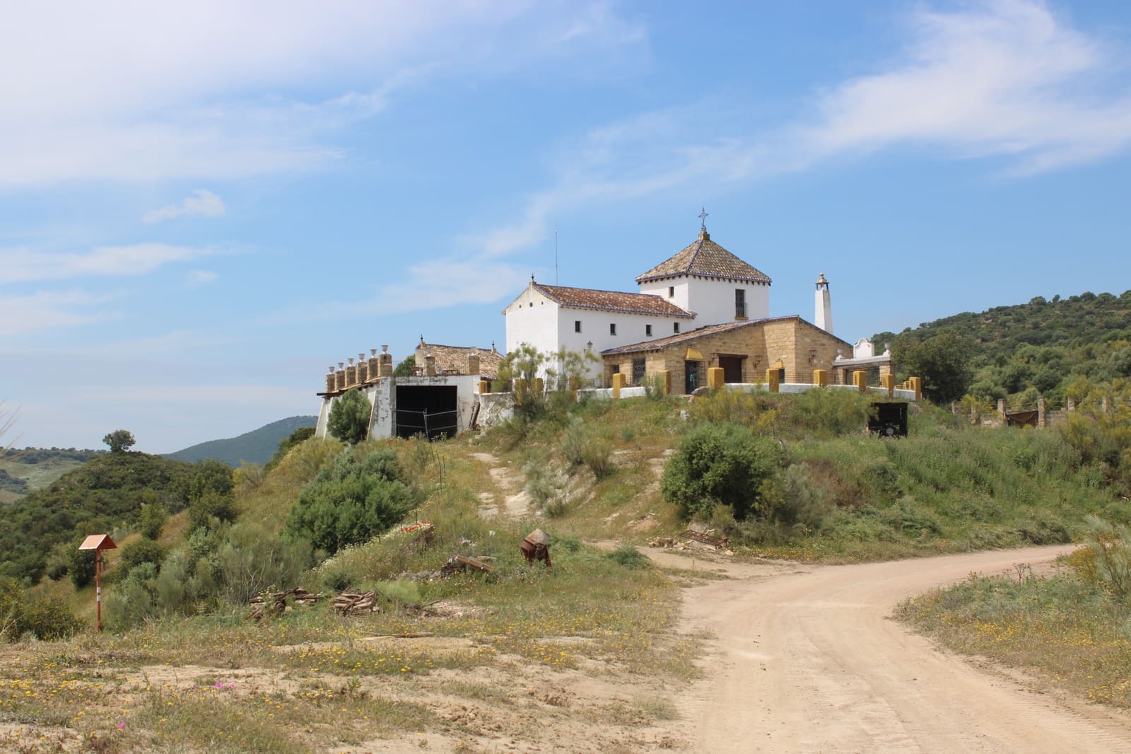 13 soveværelse Finca/Landehus til salg i Moron de la Frontera - € 4.800.000 (Ref: 9008335)