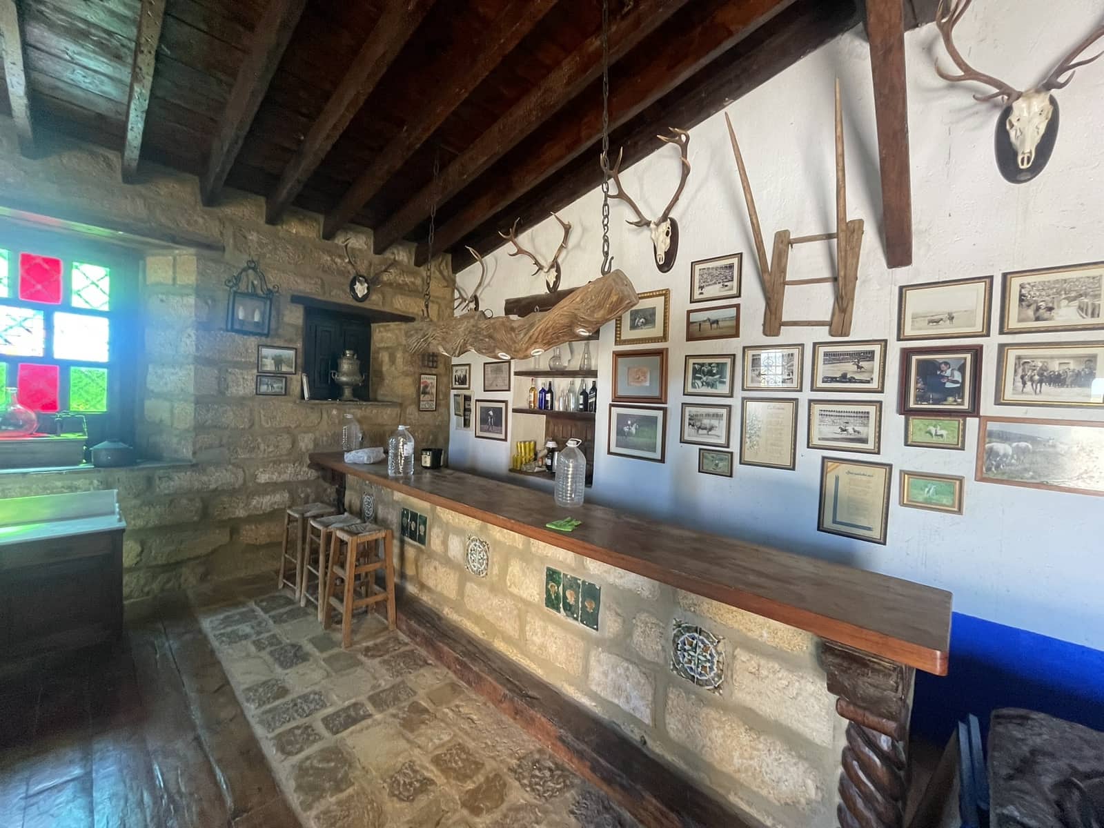 13 soveværelse Finca/Landehus til salg i Moron de la Frontera - € 4.800.000 (Ref: 9008335)