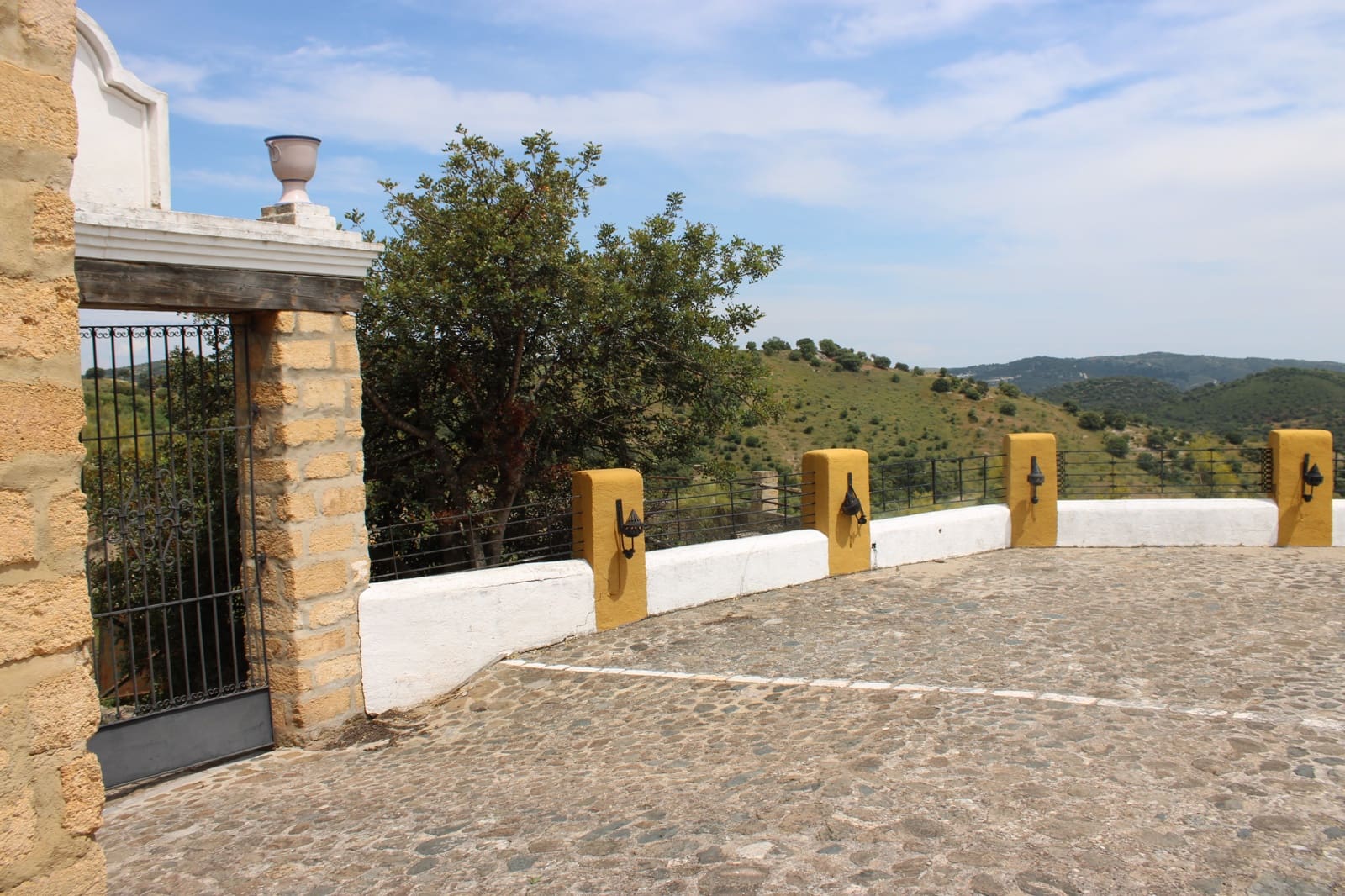 13 soveværelse Finca/Landehus til salg i Moron de la Frontera - € 4.800.000 (Ref: 9008335)