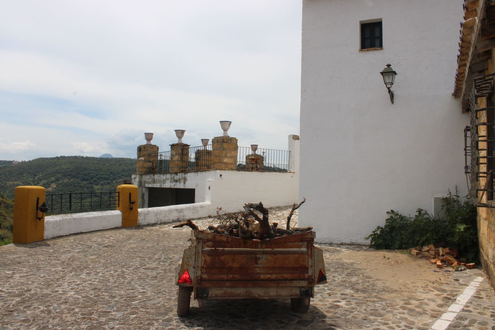 13 soveværelse Finca/Landehus til salg i Moron de la Frontera - € 4.800.000 (Ref: 9008335)