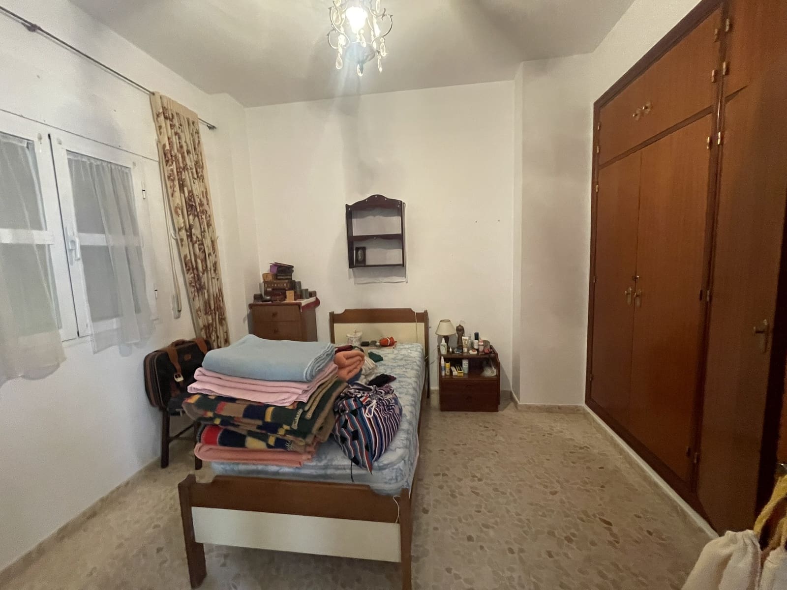 8 soveværelse Byhus til salg i Bornos - € 275.000 (Ref: 9041340)