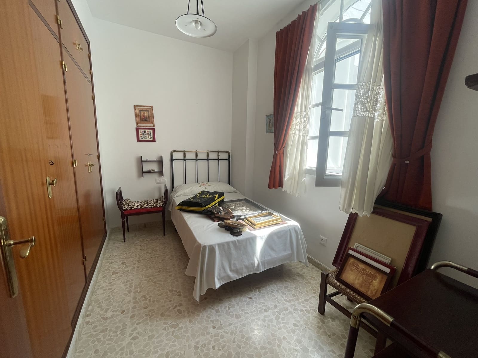 8 soveværelse Byhus til salg i Bornos - € 275.000 (Ref: 9041340)