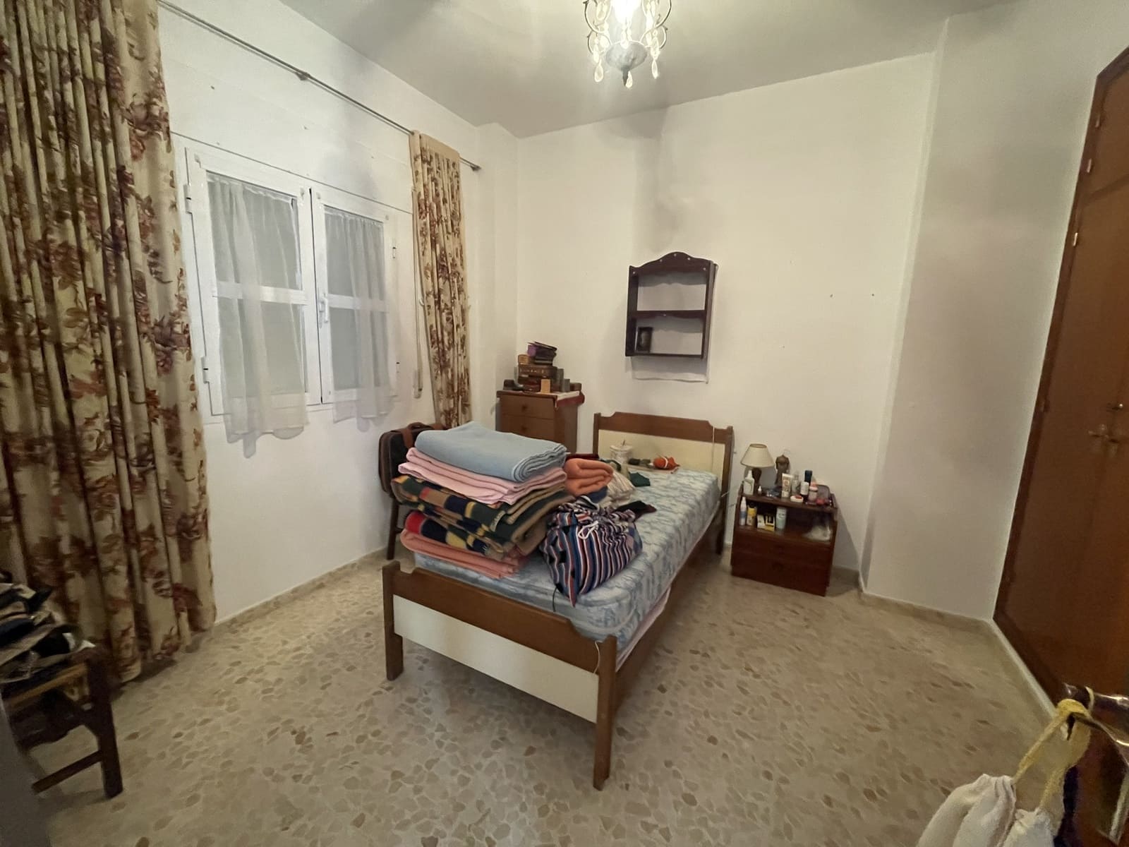 8 soveværelse Byhus til salg i Bornos - € 275.000 (Ref: 9041340)