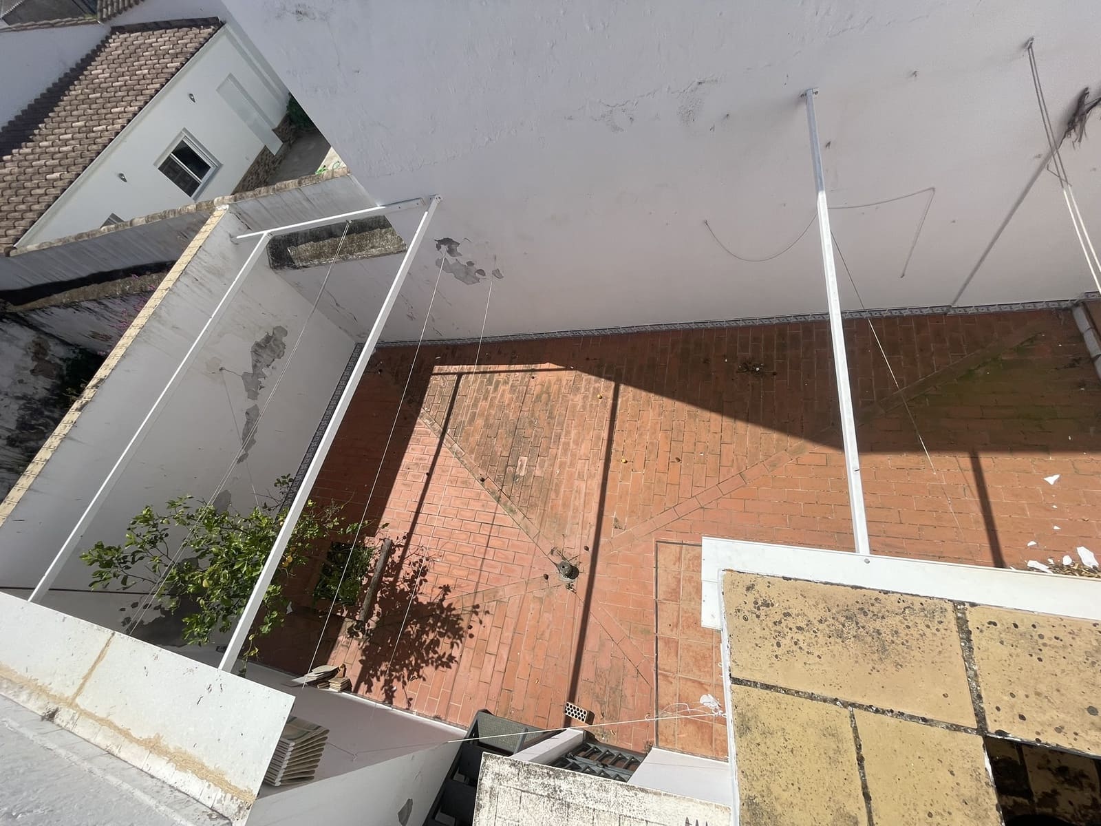 8 soveværelse Byhus til salg i Bornos - € 275.000 (Ref: 9041340)