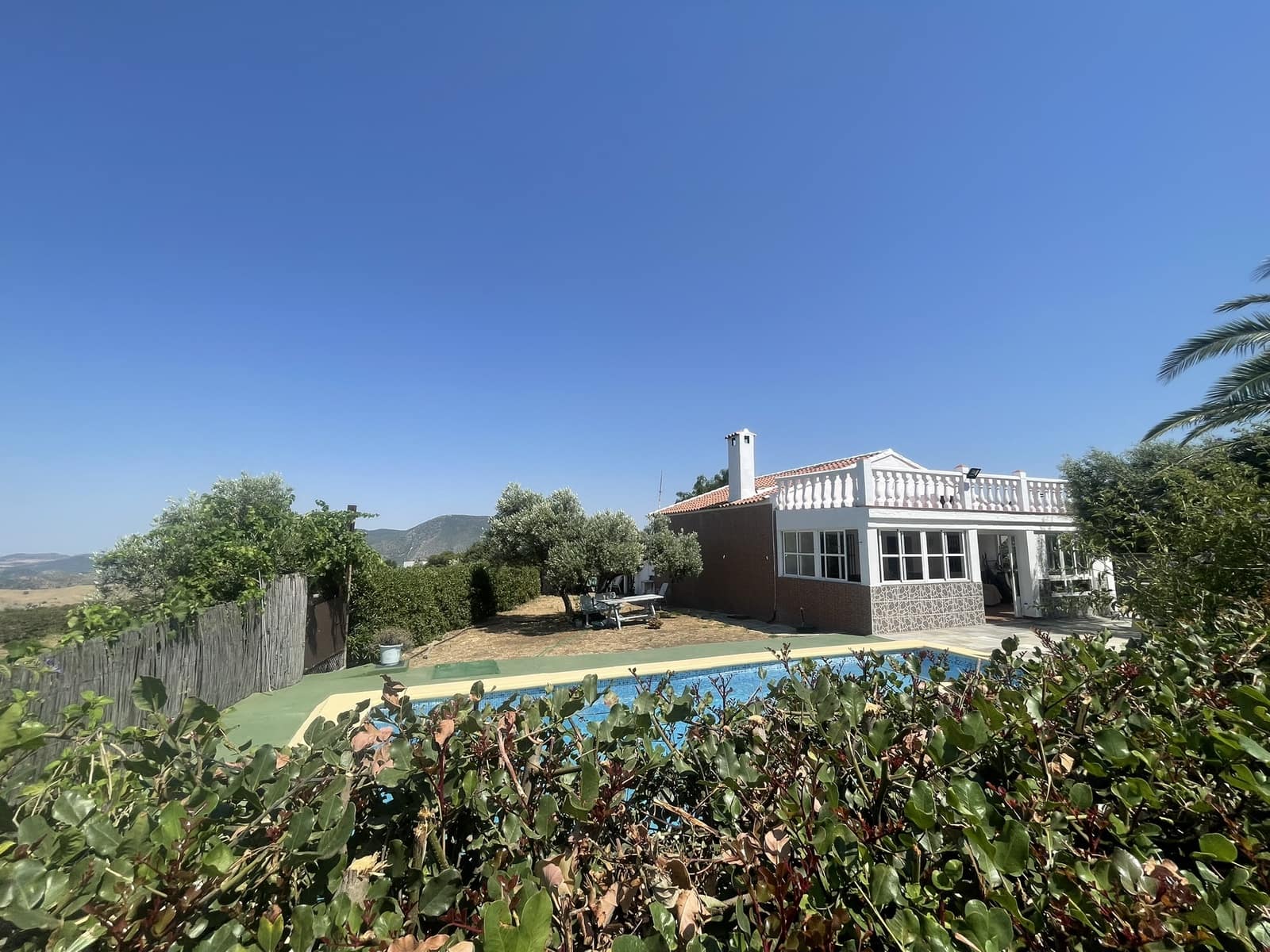 6 soveværelse Finca/Landehus til salg i El Gastor med swimmingpool - € 485.000 (Ref: 9107277)