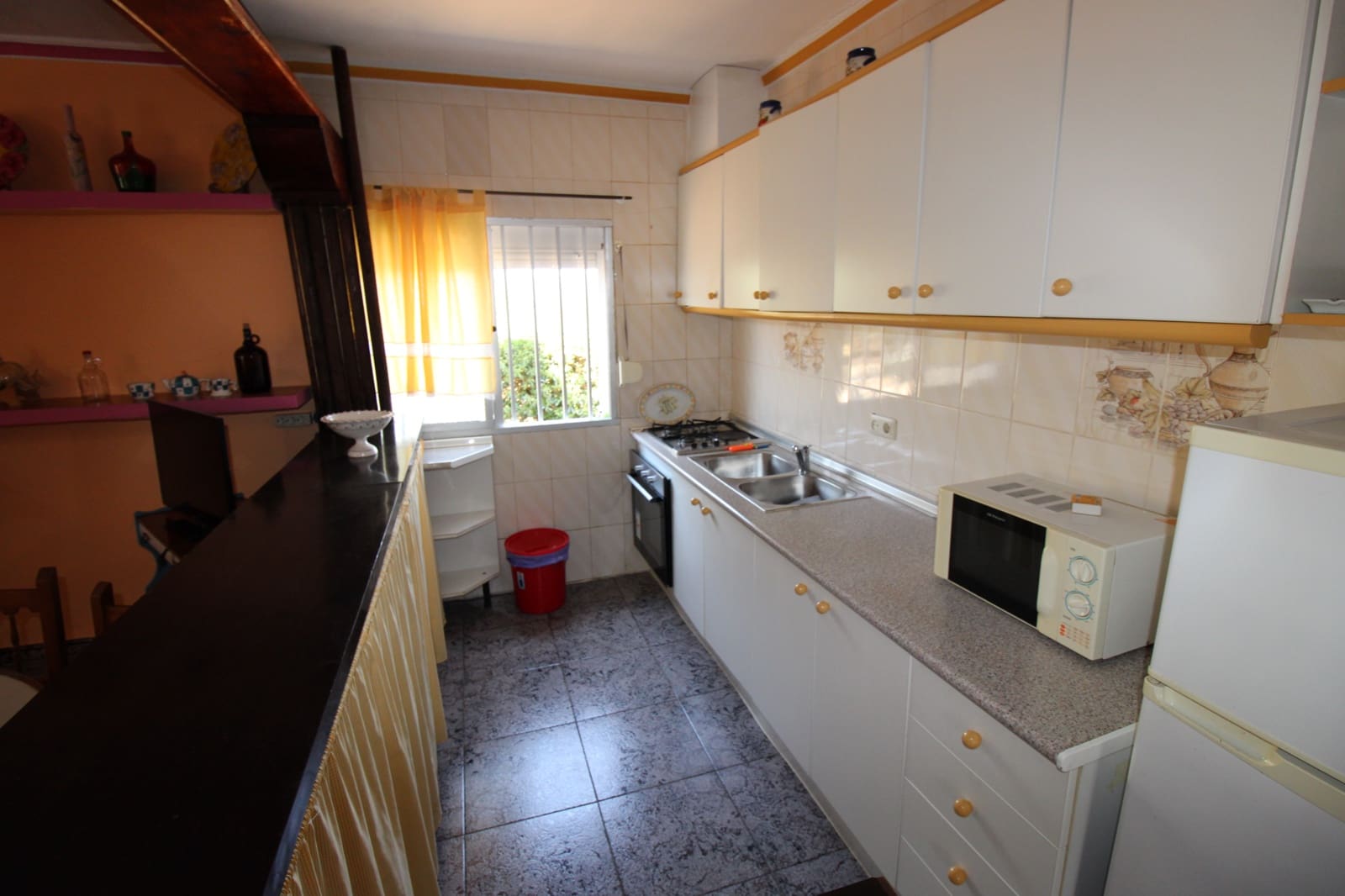 6 soveværelse Finca/Landehus til salg i El Gastor med swimmingpool - € 485.000 (Ref: 9107277)