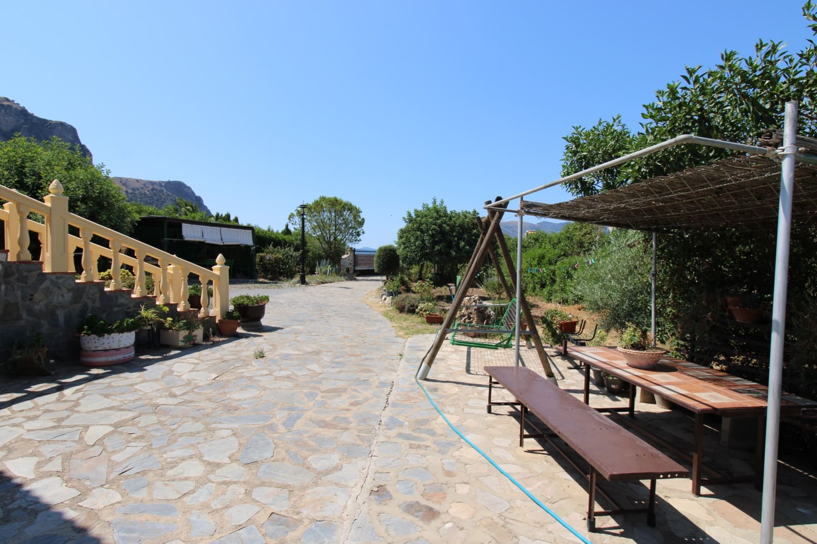 6 soveværelse Finca/Landehus til salg i El Gastor med swimmingpool - € 485.000 (Ref: 9107277)