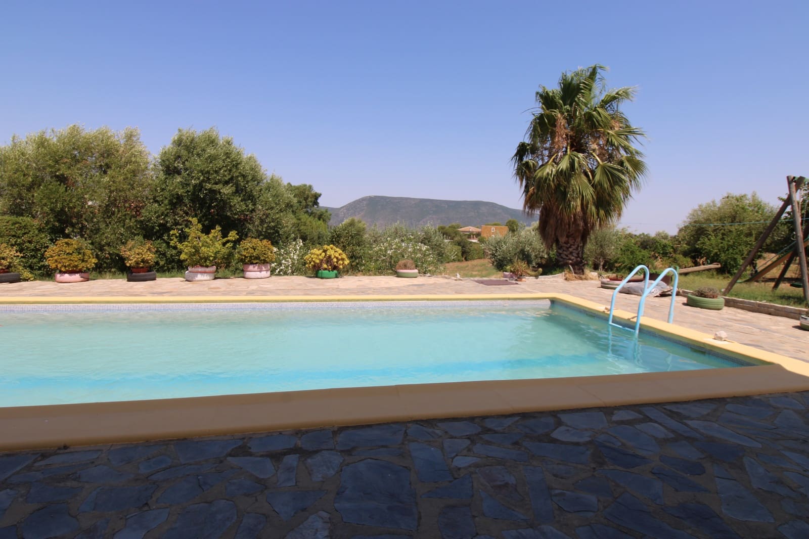 6 soveværelse Finca/Landehus til salg i El Gastor med swimmingpool - € 485.000 (Ref: 9107277)