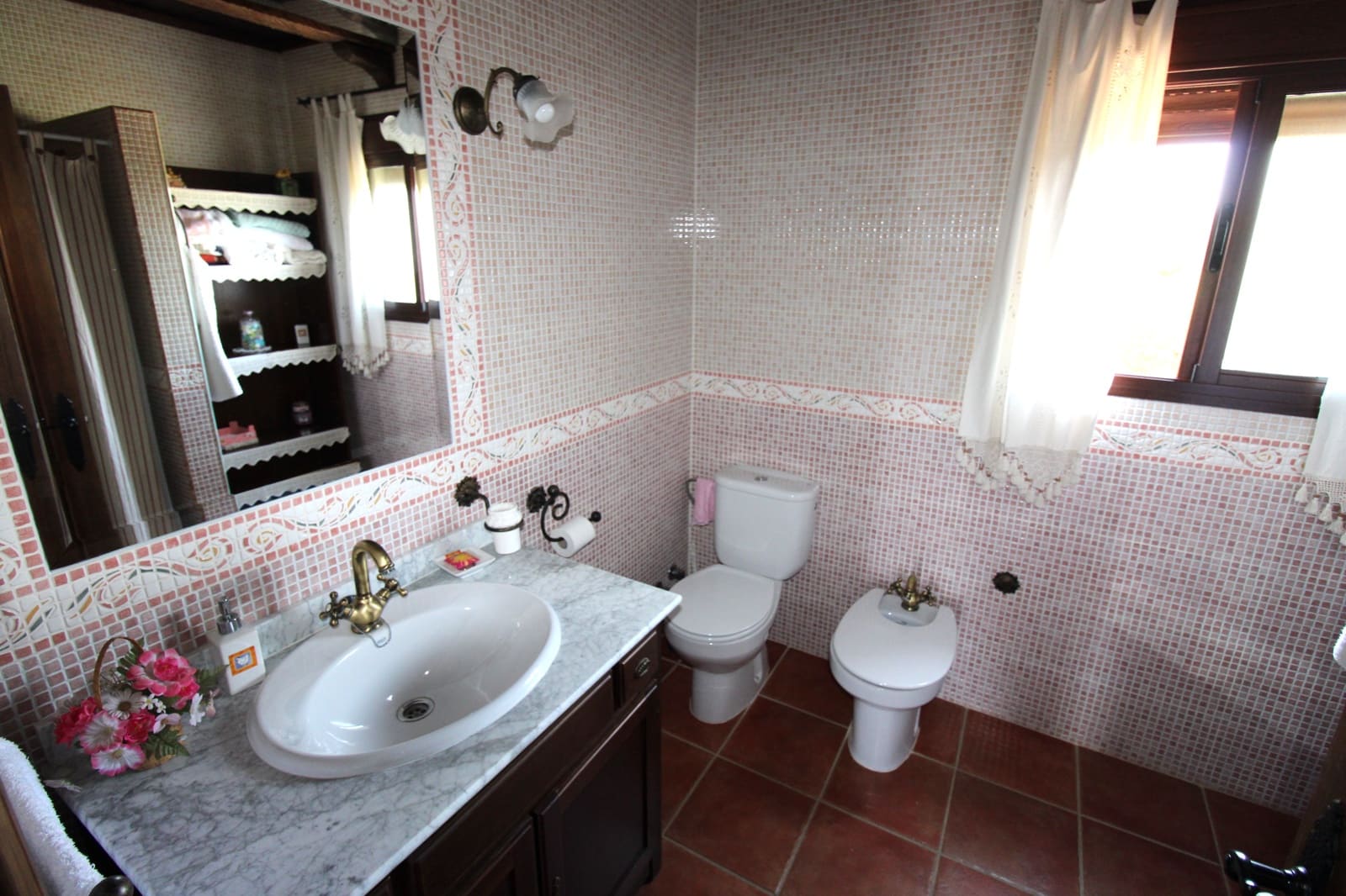 6 soveværelse Finca/Landehus til salg i El Gastor med swimmingpool - € 485.000 (Ref: 9107277)