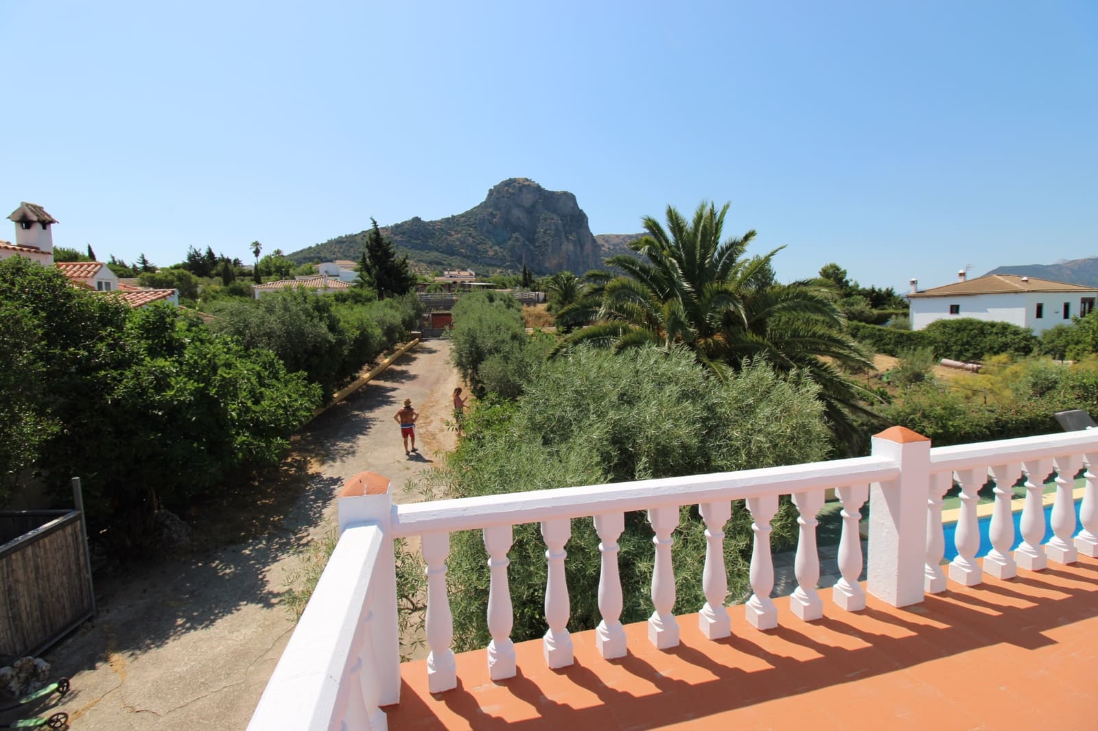 6 soveværelse Finca/Landehus til salg i El Gastor med swimmingpool - € 485.000 (Ref: 9107277)