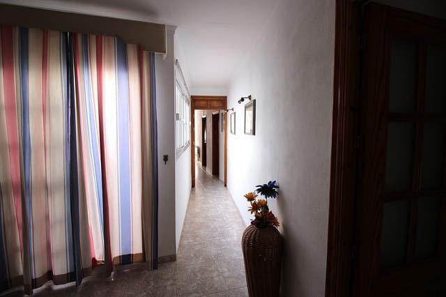 4 soverom Hus til salgs i El Gastor - € 130 000 (Ref: 9111289)