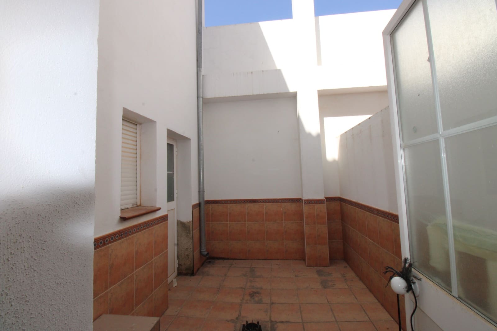 6 soveværelse Lejlighed til salg i Algodonales - € 140.000 (Ref: 9135141)