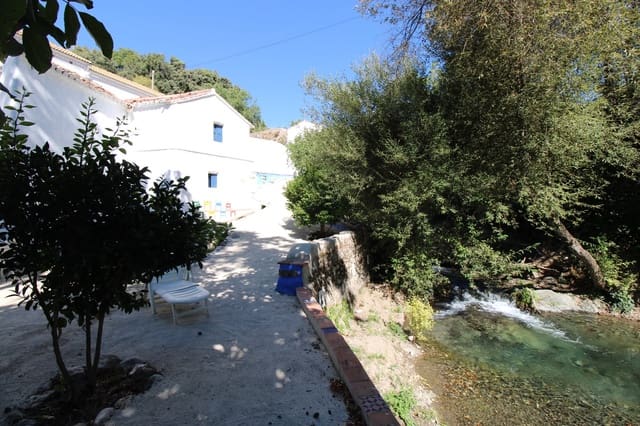 5 camera da letto Finca/Casa di Campagna in vendita in Júzcar con piscina - 650.000 € (Rif: 9297926)