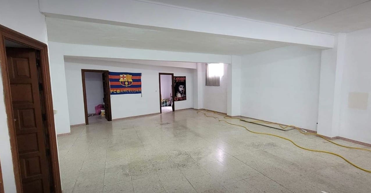 5 bedroom Townhouse for sale in El Gastor - € 149,500 (Ref: 9564151)