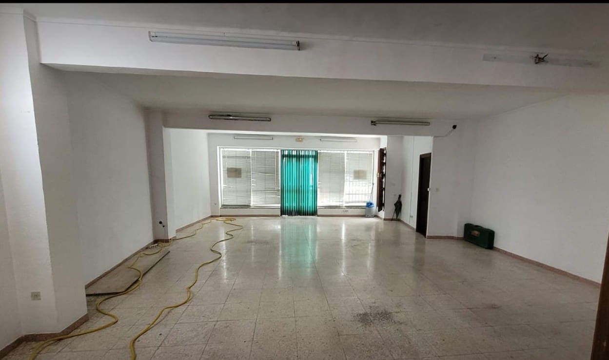 5 bedroom Townhouse for sale in El Gastor - € 149,500 (Ref: 9564151)