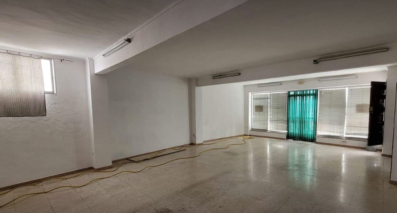 5 bedroom Townhouse for sale in El Gastor - € 149,500 (Ref: 9564151)