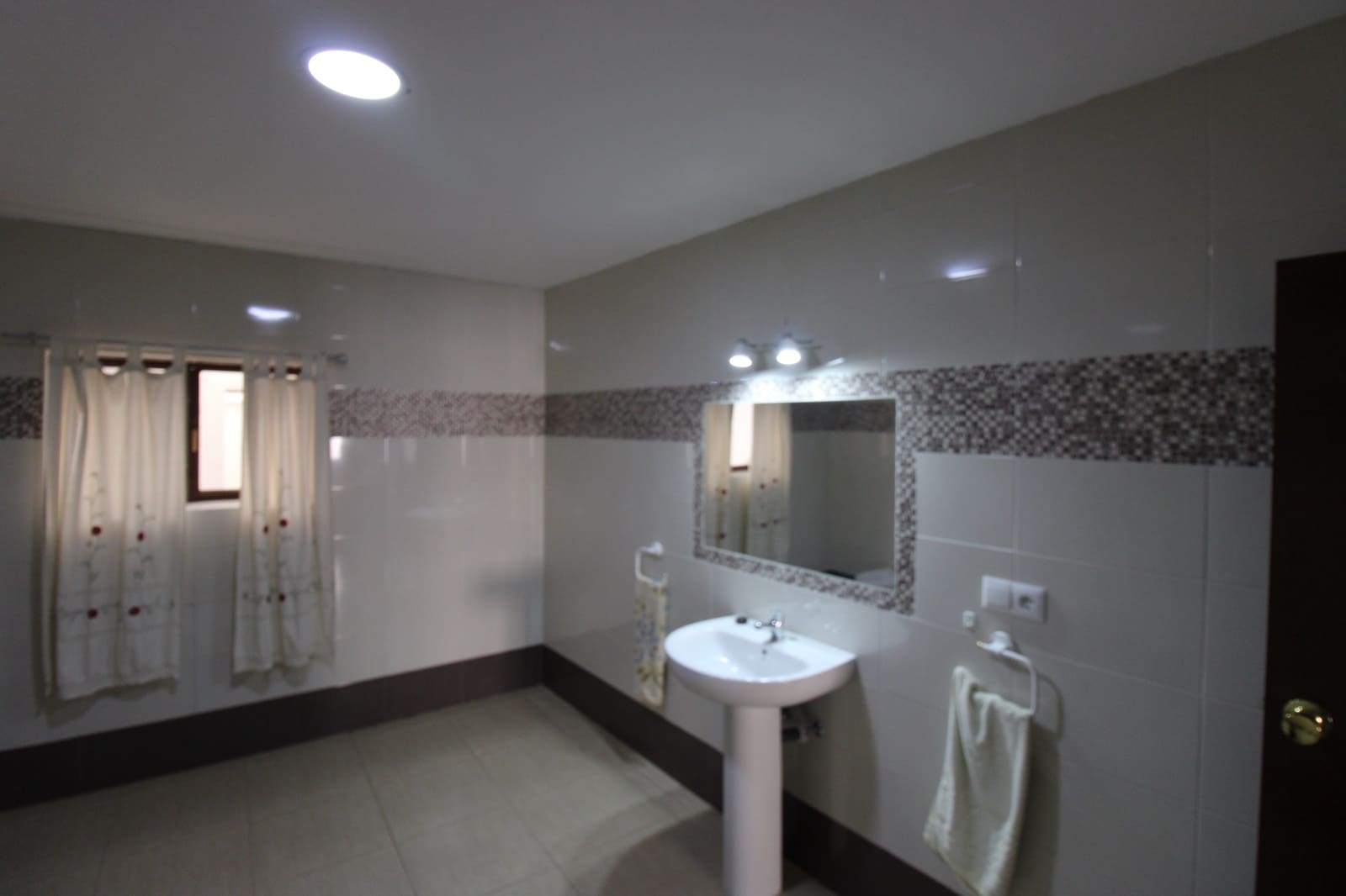 3 bedroom Townhouse for sale in Montejaque - € 130,000 (Ref: 9632787)