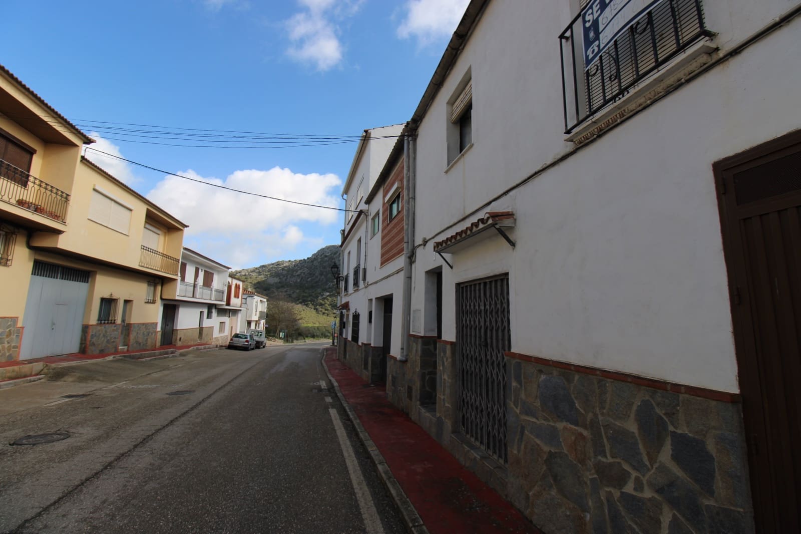 3 bedroom Townhouse for sale in Montejaque - € 130,000 (Ref: 9632787)