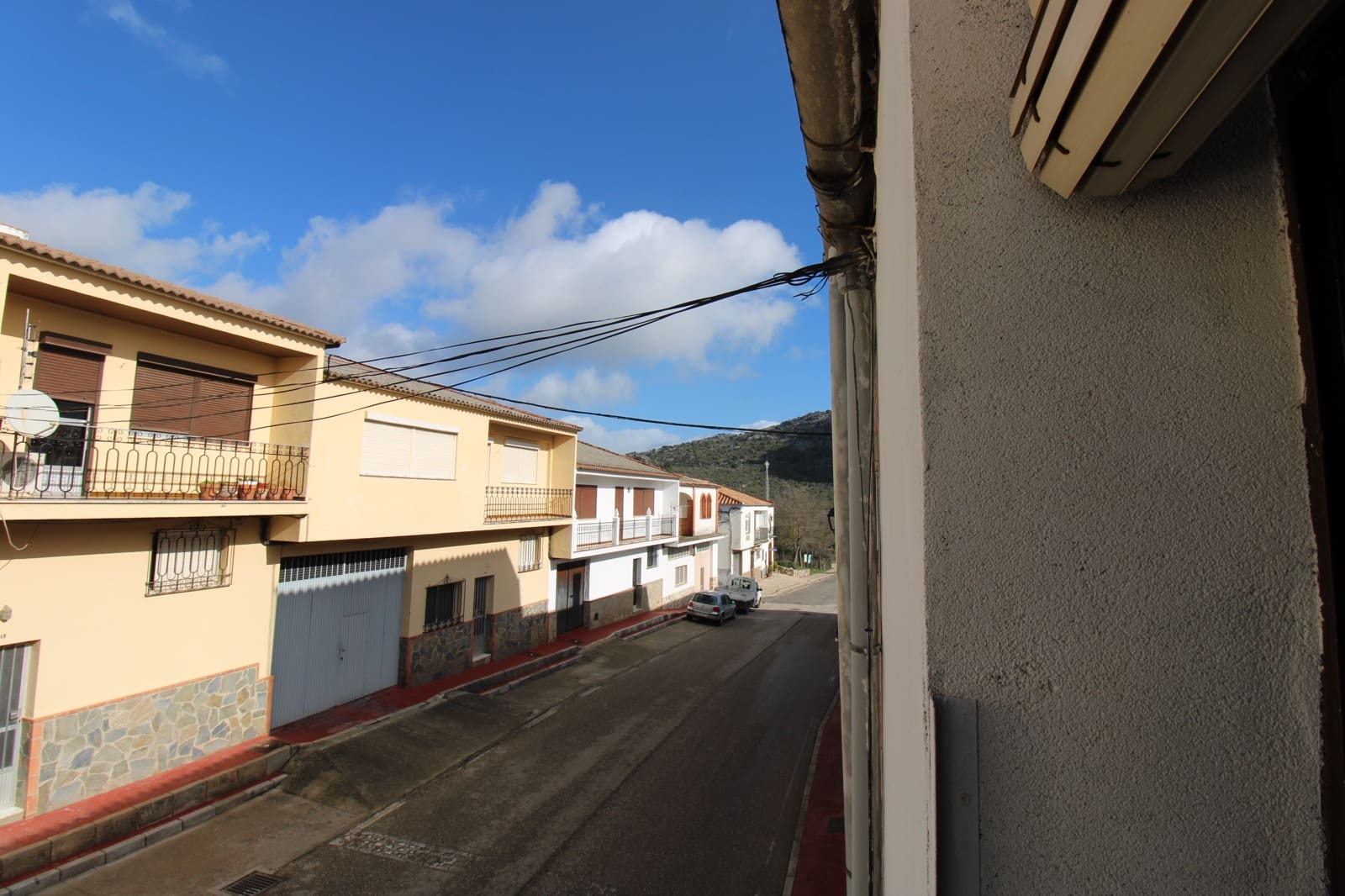 3 bedroom Townhouse for sale in Montejaque - € 130,000 (Ref: 9632787)