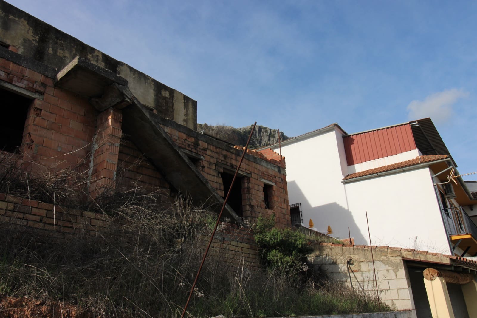 Finca/Casa Rural de 4 habitaciones en Benaoján en venta con piscina - 150.000 € (Ref: 9645803)