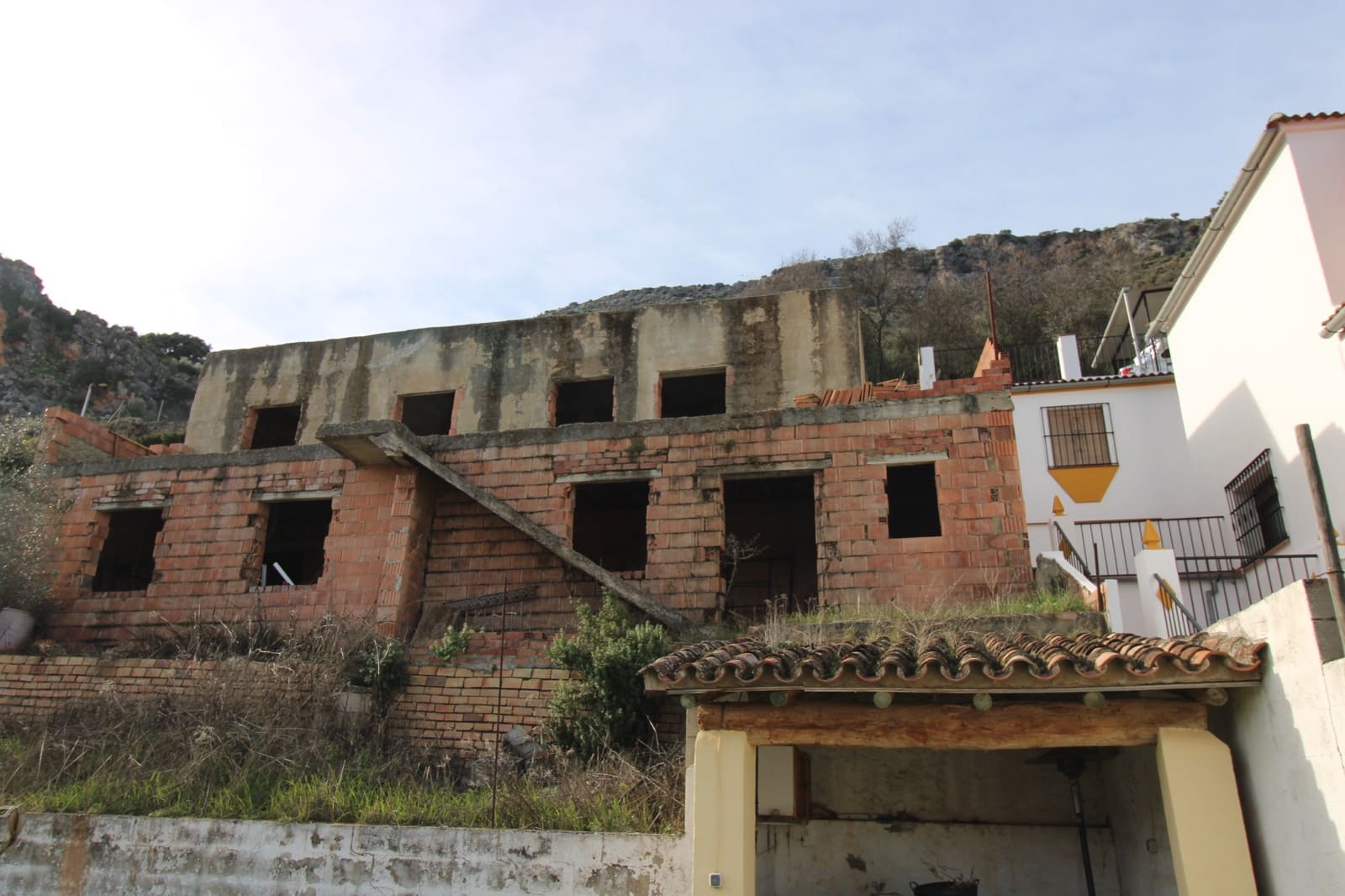 Finca/Casa Rural de 4 habitaciones en Benaoján en venta con piscina - 150.000 € (Ref: 9645803)