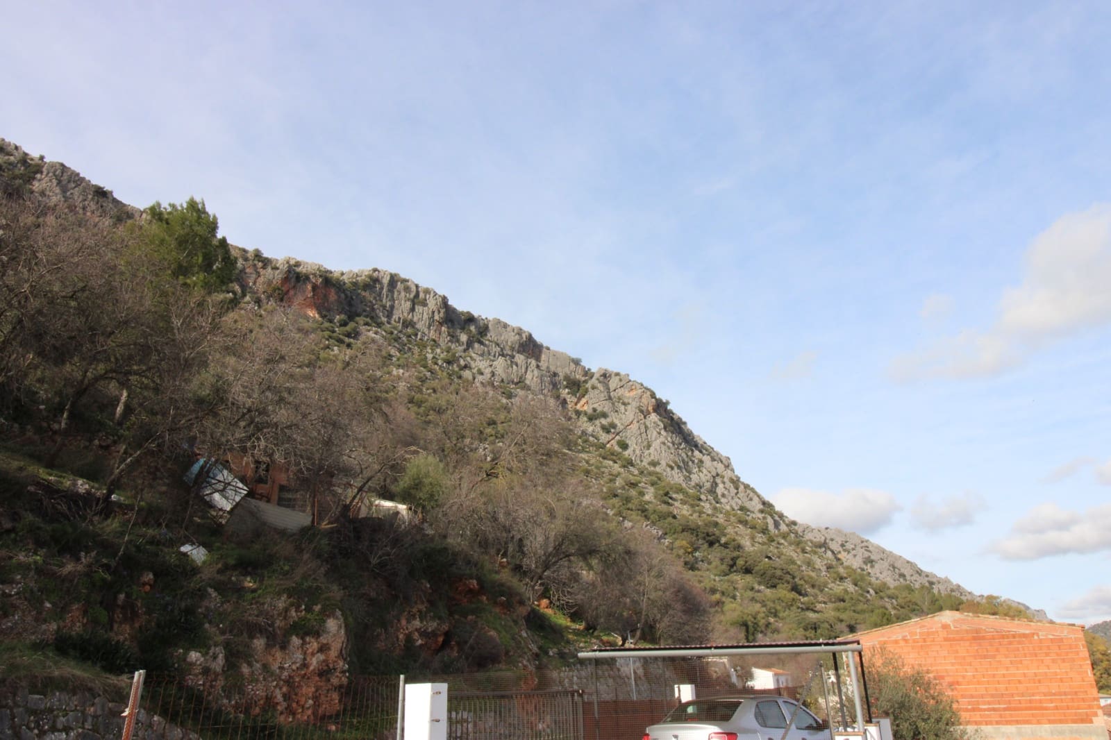 Finca/Casa Rural de 4 habitaciones en Benaoján en venta con piscina - 150.000 € (Ref: 9645803)