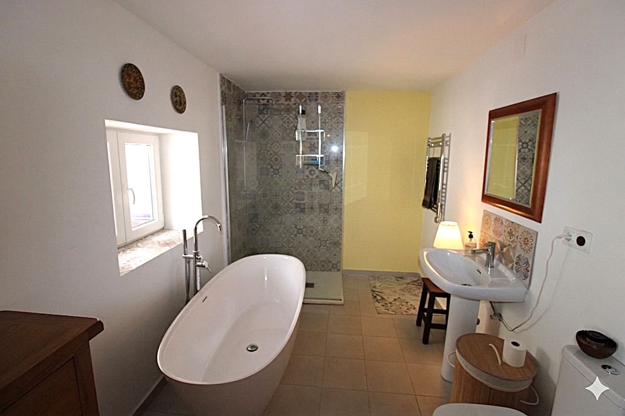 3 soveværelse Byhus til salg i Montejaque - € 195.000 (Ref: 9696758)