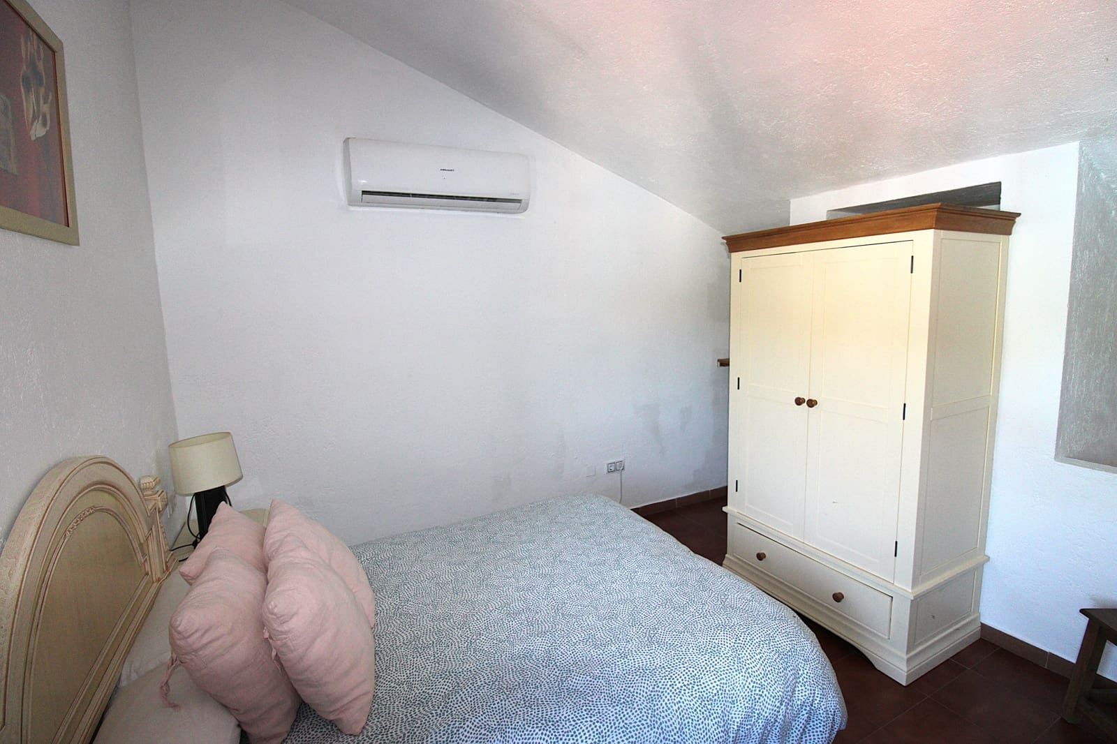 8 soveværelse Hotel til salg i Juzcar med swimmingpool - € 350.000 (Ref: 9880302)