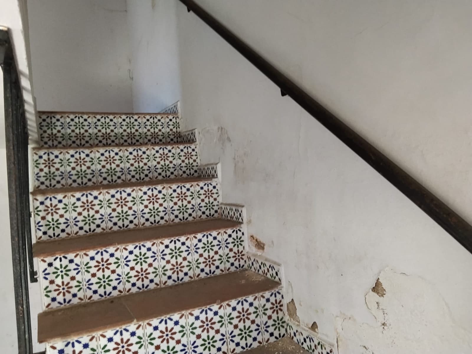 3 bedroom Townhouse for sale in Setenil de las Bodegas - € 150,000 (Ref: 9888428)