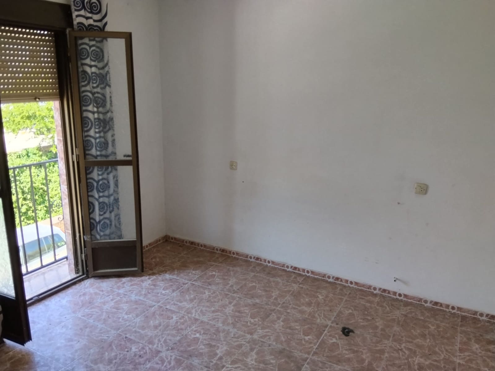 3 bedroom Townhouse for sale in Setenil de las Bodegas - € 150,000 (Ref: 9888428)