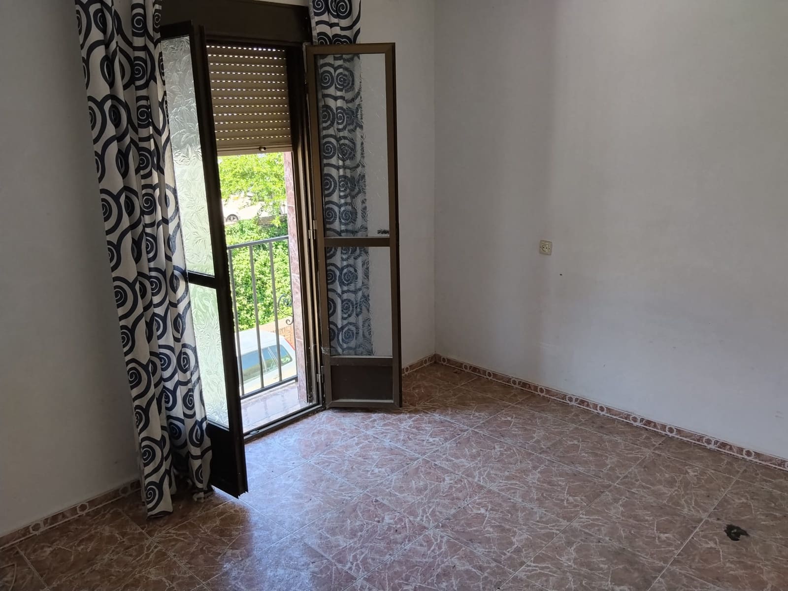 3 bedroom Townhouse for sale in Setenil de las Bodegas - € 150,000 (Ref: 9888428)